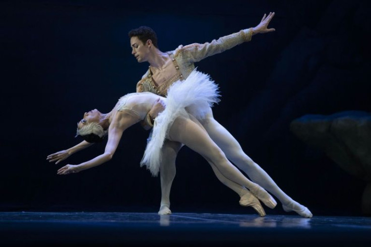 Motta rehearses "Swan Lake" for a short run of performances in Rio -- where his parents will be among the audience