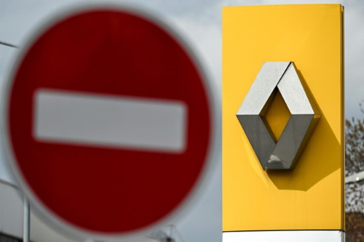 Russian Industry and Trade Minister Denis Manturov said in April that Renault planned to sell its Russian assets for "one symbolic ruble"