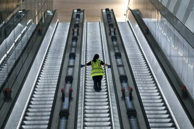 The full route, with through-trains from Reading and Heathrow in the west to Shenfield and Abbey Wood in the east and southeast, will be fully open by May next year