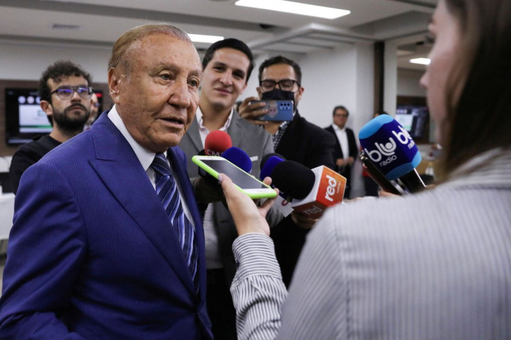 Colombian centre-right presidential candidate Rodolfo Hernandez of Anti-Corruption Rulers' League Party speaks to the press after a meeting with businessmen in Bogota, Colombia May 24, 2022.