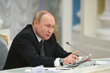 Russian President Vladimir Putin chairs a meeting of the State Council Presidium at the Kremlin in Moscow, Russia May 25, 2022. Sputnik/Sergey Guneev/Kremlin via REUTERS 