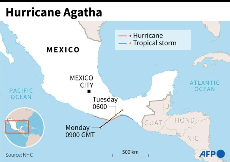 Map of Mexico showing forecast path of Hurricane Agatha.