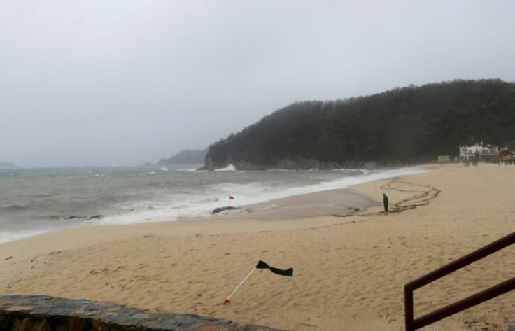 A view of a beach in Huatulco on Mexico's Pacific coast as Hurricane Agatha approached