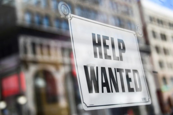 A worker shortage continues to be the main challenge for US firms, along with rising prices, according to a Federal Reserve report