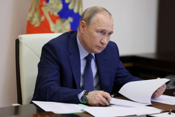 Russian President Vladimir Putin attends a meeting on the road construction development via video link at the Novo-Ogaryovo state residence outside Moscow, Russia June 2, 2022. Sputnik/Mikhail Metzel/Pool via REUTERS