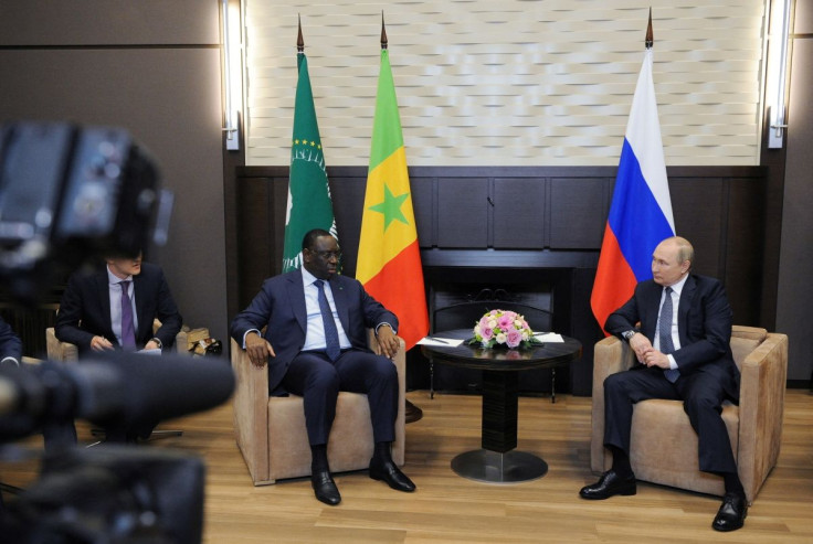 Russia's President Vladimir Putin attends a meeting with Senegal's President Macky Sall, who is currently the chairman of the African Union, at the Bocharov Ruchei state residence in Sochi, Russia June 3, 2022. Sputnik/Mikhail Klimentyev/Kremlin via REUTE