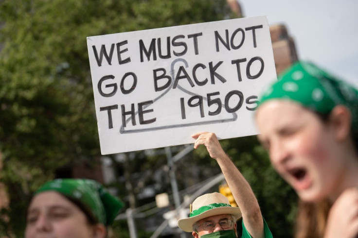 Abortion rights protesters hold a youth rally in Washington Square Park in anticipation of Supreme Court overturning the Roe v. Wade abortion rights decision in New York City, U.S., June 3, 2022. 