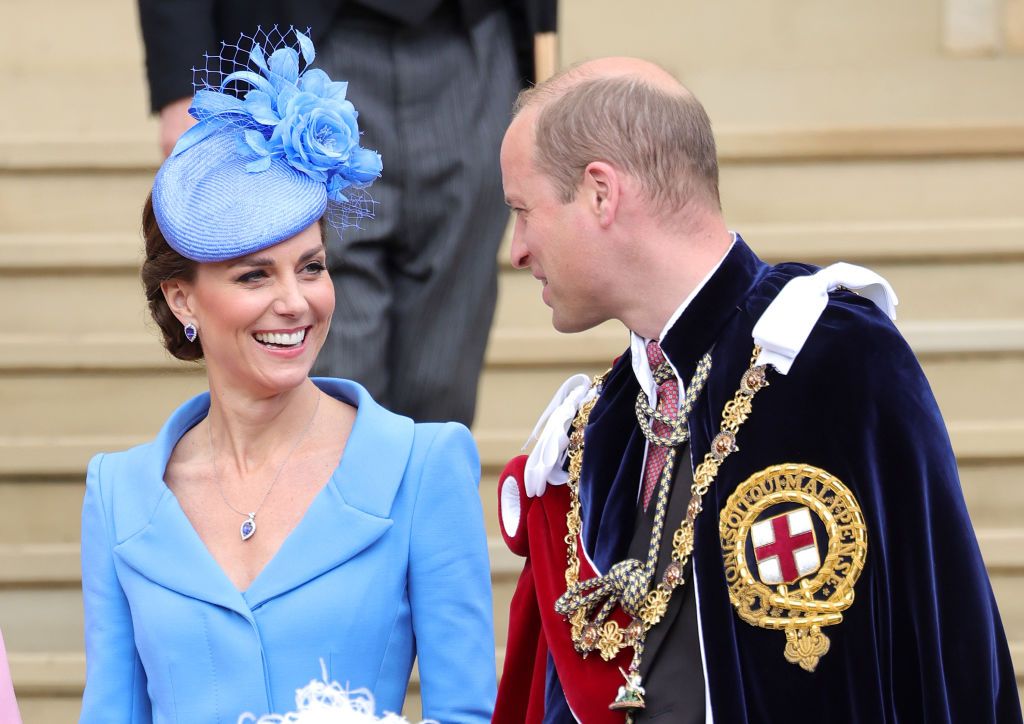 Prince William 'Concealing His Disappointment,' Leaning On Kate Amid ...