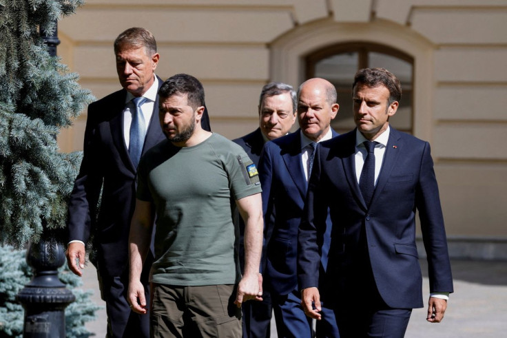Romanian President Klaus Iohannis, Italian Prime Minister Mario Draghi, Ukrainian President Volodymyr Zelenskiy, French President Emmanuel Macron and German Chancellor Olaf Scholz arrive for a news conference in Kyiv, Ukraine June 16, 2022. Ludovic Marin/