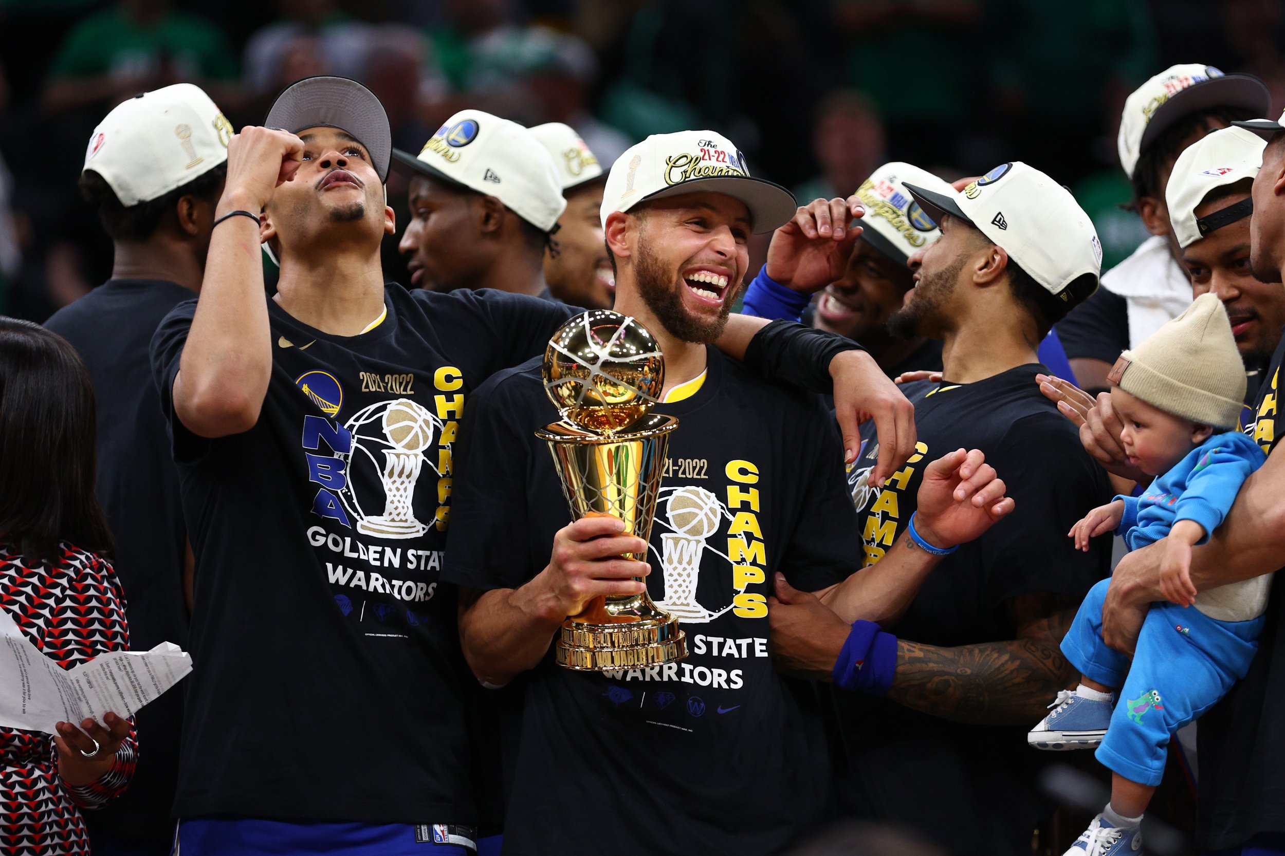 Warriors Coach Compares Stephen Curry's Impact To Lakers, Spurs Icons