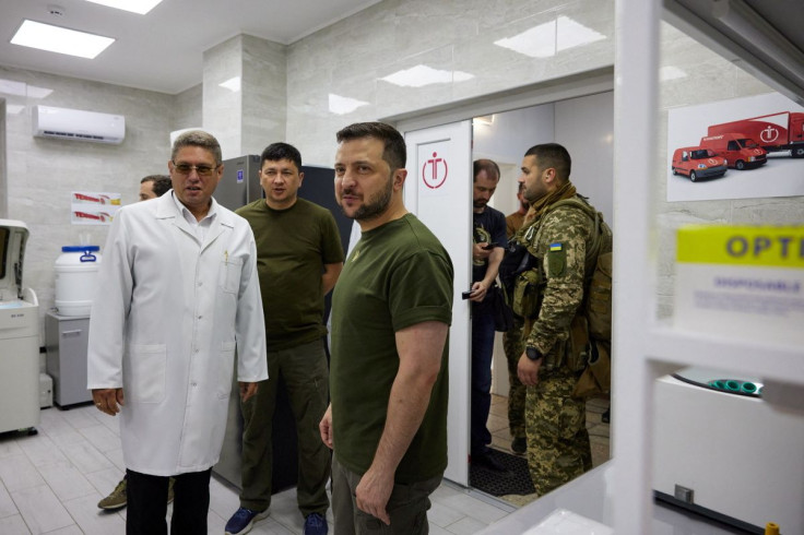 Ukraine's President Volodymyr Zelenskiy and regional governor Vitaliy Kim visit a local hospital, as Russia's attack on Ukraine continues, in the southern city of Mykolaiv, Ukraine June 18, 2022. Ukrainian Presidential Press Service/Handout via REUTERS