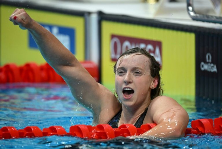 Katie Ledecky enjoys her 1500m freestyle gold
