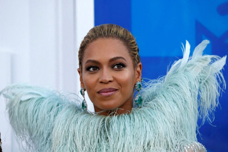 Singer Beyonce arrives at the 2016 MTV Video Music Awards in New York, U.S., August 28, 2016.  