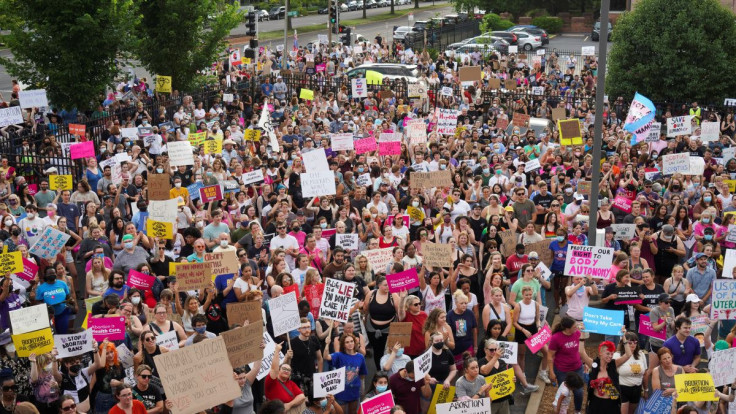 Demonstrators gather in front of Planned Parenthood after the United States Supreme Court ruled in the Dobbs v. Jackson Women's Health Organization Abortion case, overturning the landmark Roe v Wade abortion decision, in St. Louis, Missouri, U.S. June 24,