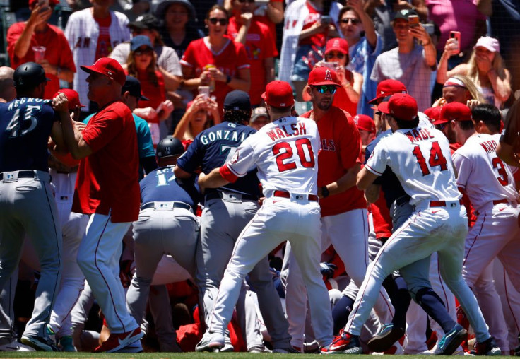  The Seattle Mariners and the Los Angeles Angels