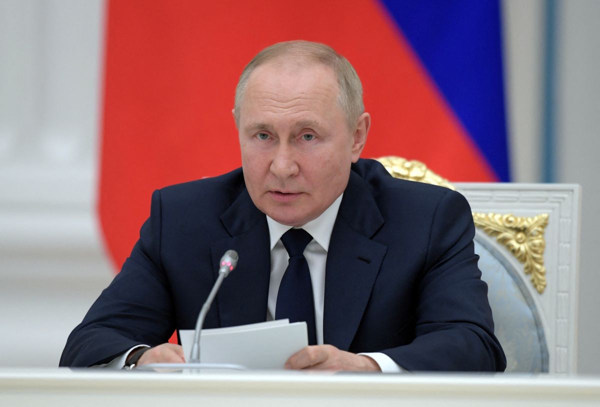 Putin Open To Peace Talks, Ukraine Lists Conditions To Resume ...