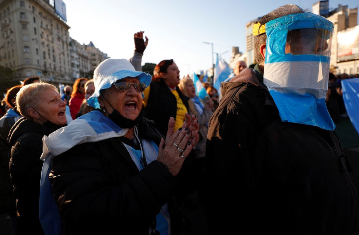Demonstrators protest against Argentina's President Alberto Fernandez's administration, on Independence Day, in Buenos Aires, Argentina July 9, 2022.
