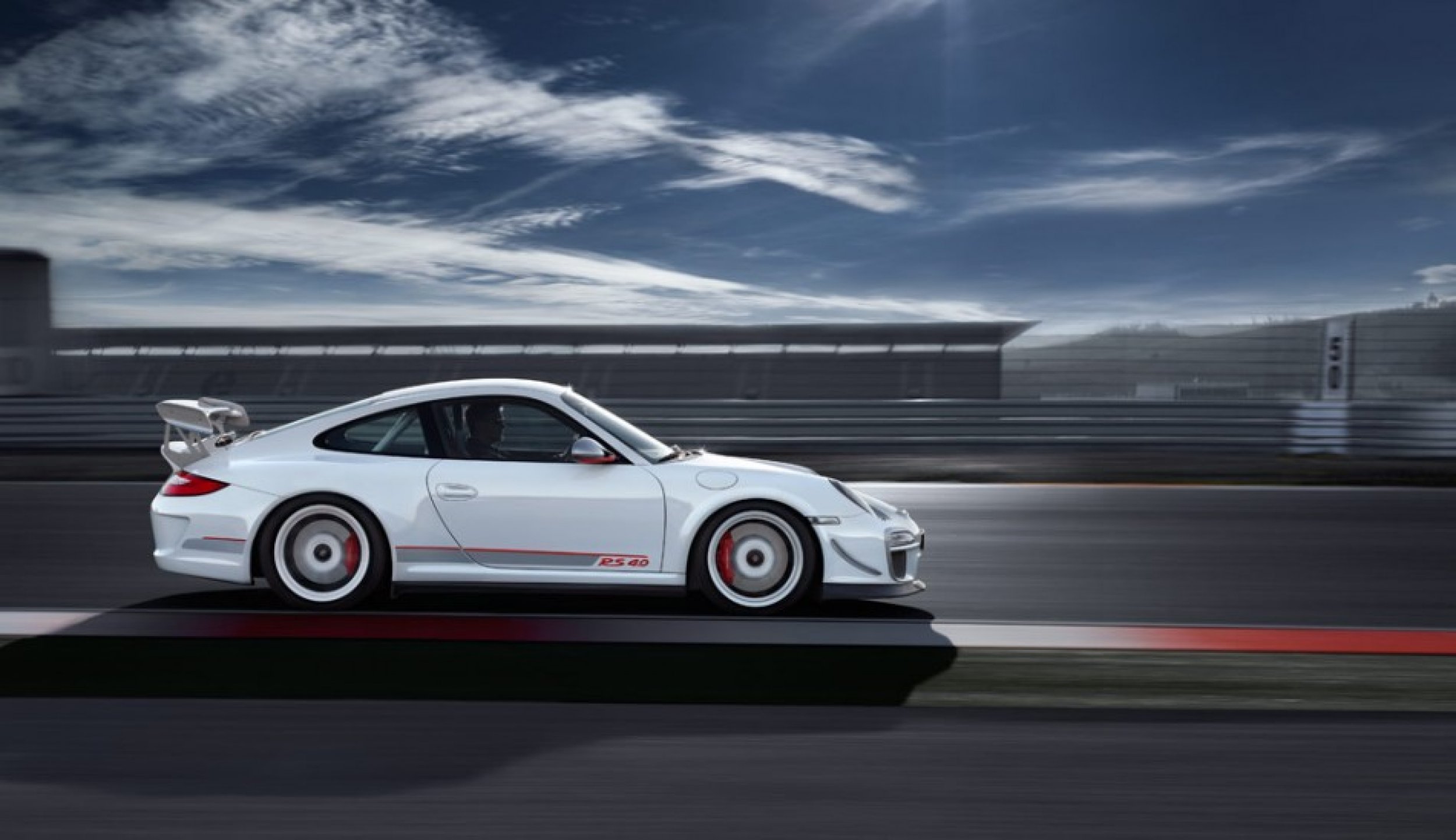 Inside the Porsche 911 GT3