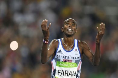 Britain's Mo Farah celebrates winning the Men's 5000m Final at Rio 2016 Olympic Games