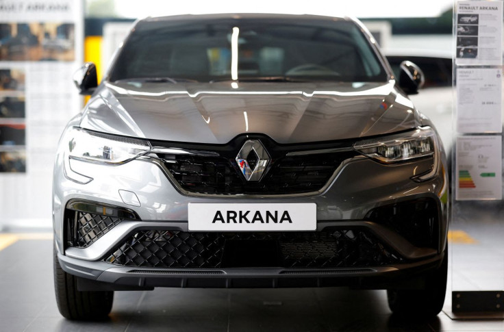 A Renault Arkana car is pictured at a dealership in Les Sorinieres, near Nantes, France, June 7, 2022.