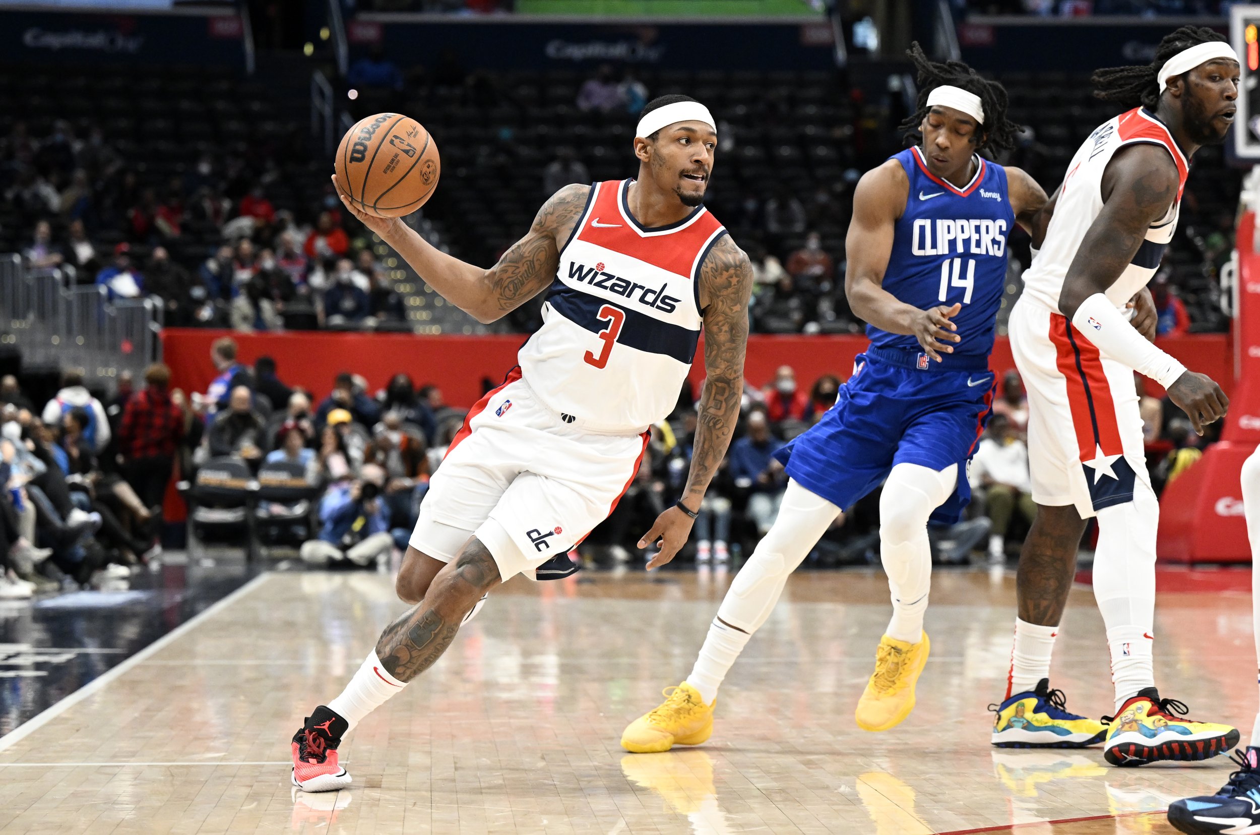 Report: Wizards trade Bradley Beal to Suns in deal involving Chris