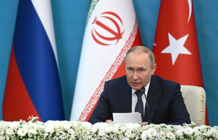 Russian President Vladimir Putin attends a news conference following the Astana Process summit in Tehran, Iran July 19, 2022. Sputnik/Grigory Sysoev/Pool via REUTERSâ¨
