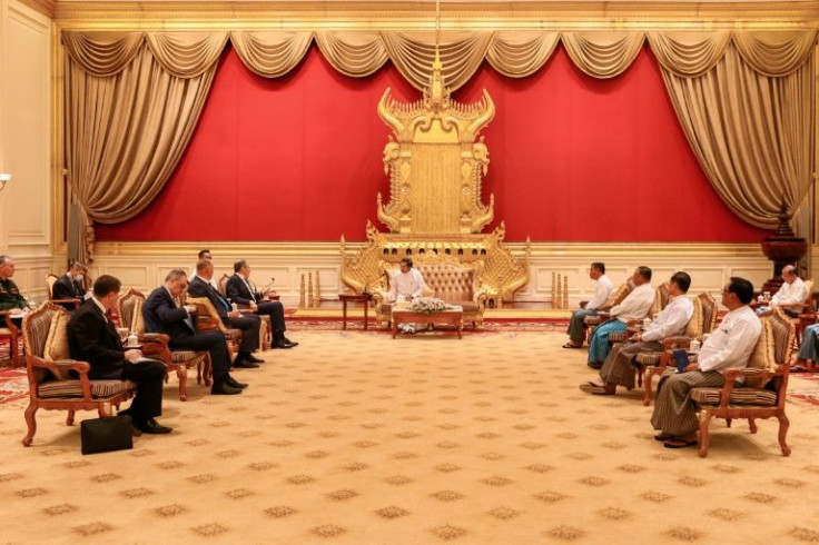 Russian Foreign Minister Sergei Lavrov (C,L) meets with Myanmar's Min Aung Hlaing (C)