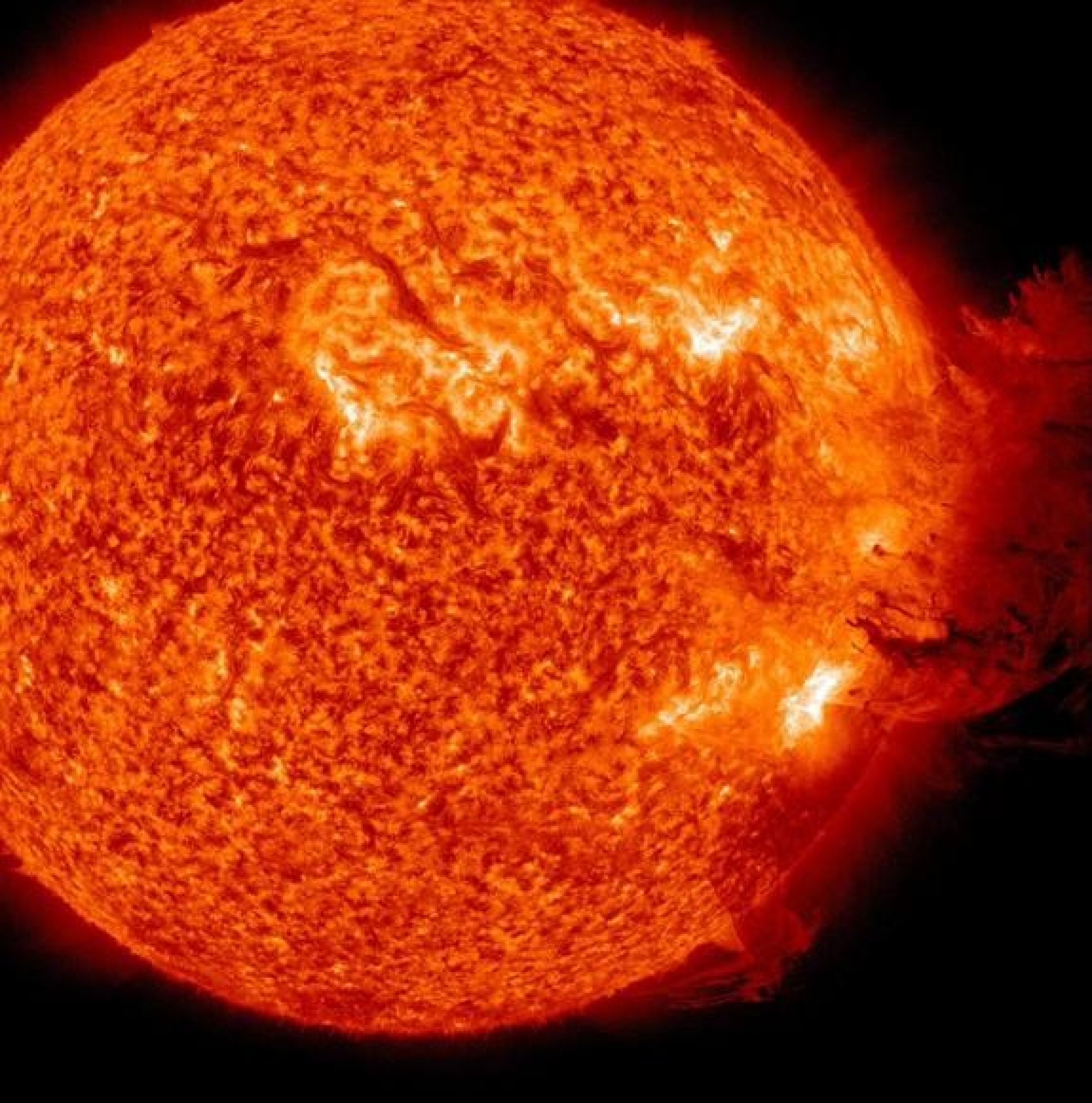 NASA reveals rare pictures of Sun IBTimes