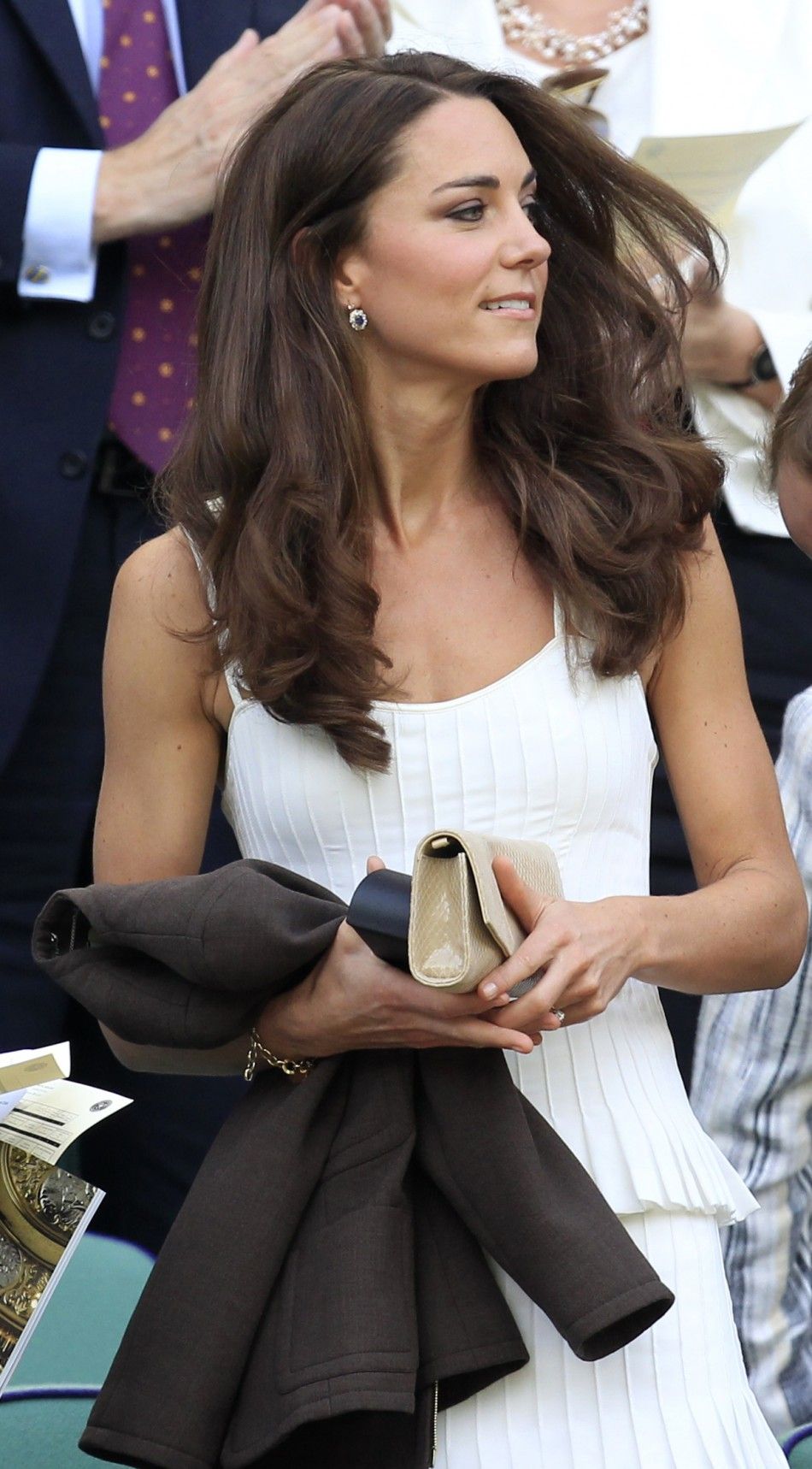 Britain039s Catherine, Duchess of Cambridge arrives on Centre Court for the match between Andy Murray of Britain and Richard Gasquet of France at the Wimbledon tennis championships in London June 27, 2011.