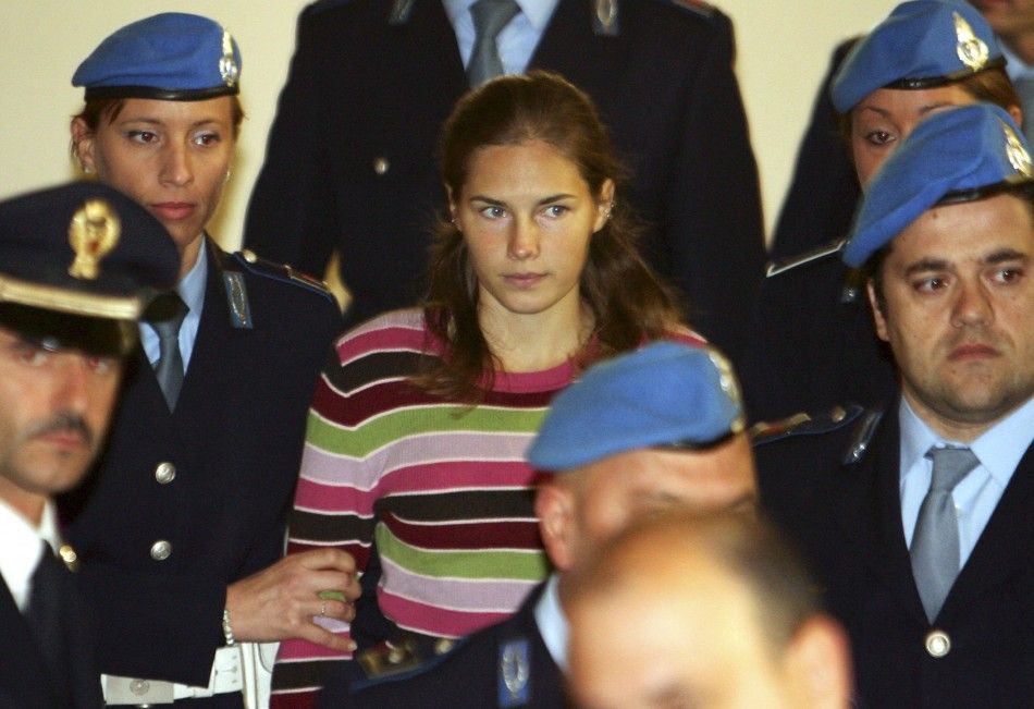 Photos of the Amanda Knox trial [PICTURES] | IBTimes