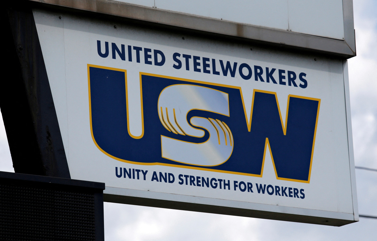 United Steelworkers Chief Vows To Organize Clean Energy, Electric Cars And Retail Industries