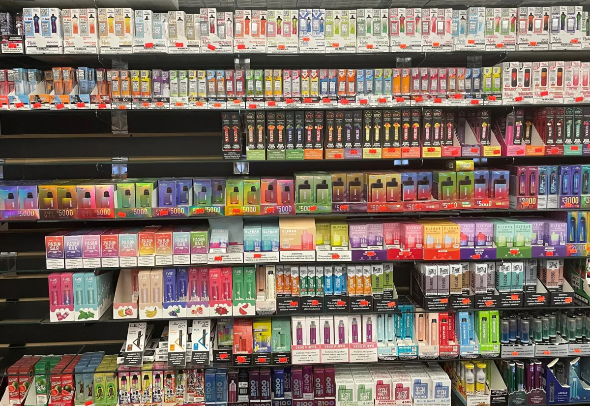 New 'Candy' E-cigs Catch Fire After U.S. Regulators Stamp Out Juul's Flavors - Vimarsana News