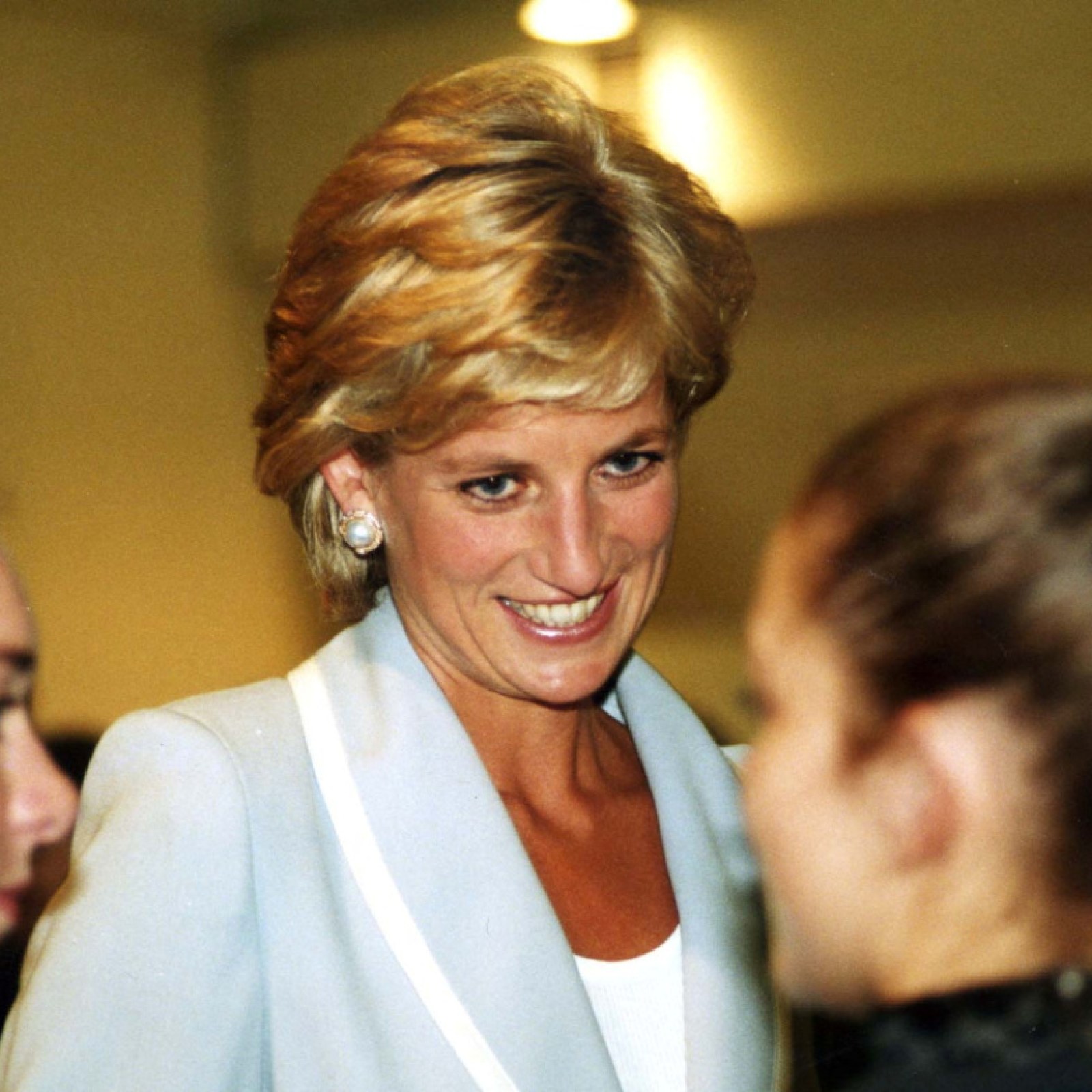 Twenty-five Years Since Paris Death, Princess Diana Still Captivates
