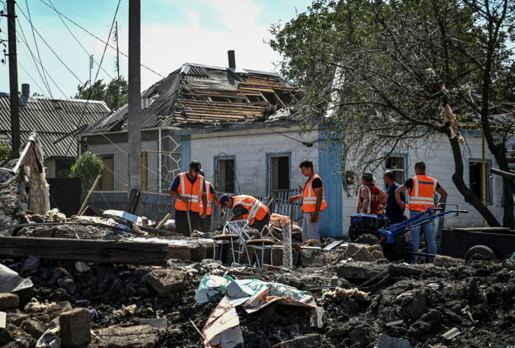 A Russian military strike in Chaplyne