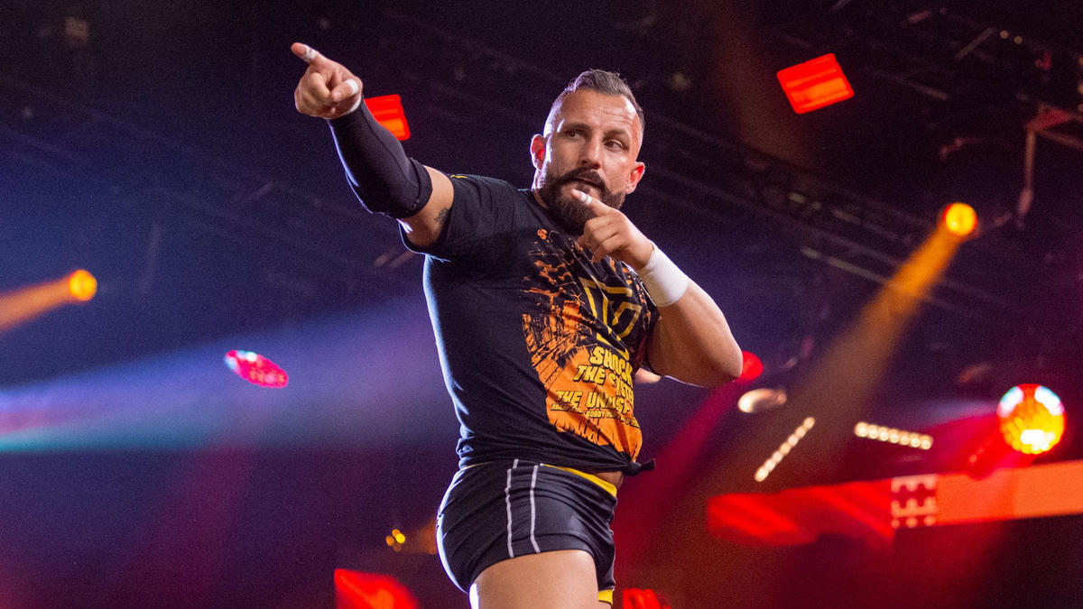 WWE News Former WWE Superstar Bobby Fish wins boxing debut with  secondround TKO