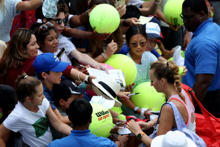 Perfect Nadal, Battling Swiatek Into US Open Fourth Round