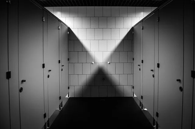 Airport Worker Caught Filming People, Including 11-year-old From Under Restroom Stall - Vimarsana News