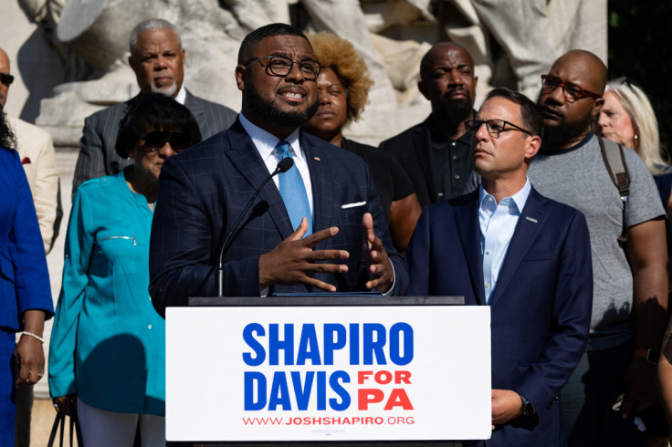 Candidate Shapiro hosts a news conference on Mastriano confederate soldier photo