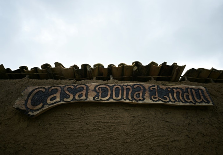 "Dona Lindu's house," named for Lula's mother