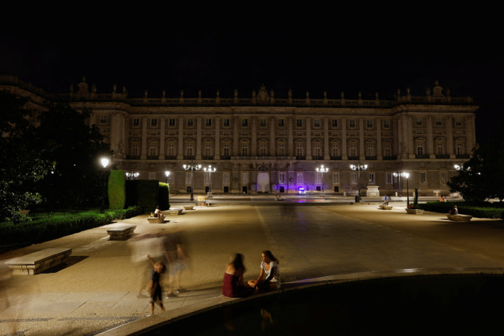Royal Palace illumination off to save energy in Madrid