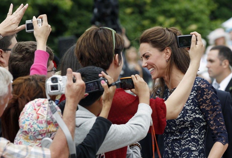 Kate Middleton Canada tour Thousands of royal fans greet the Duchess.
