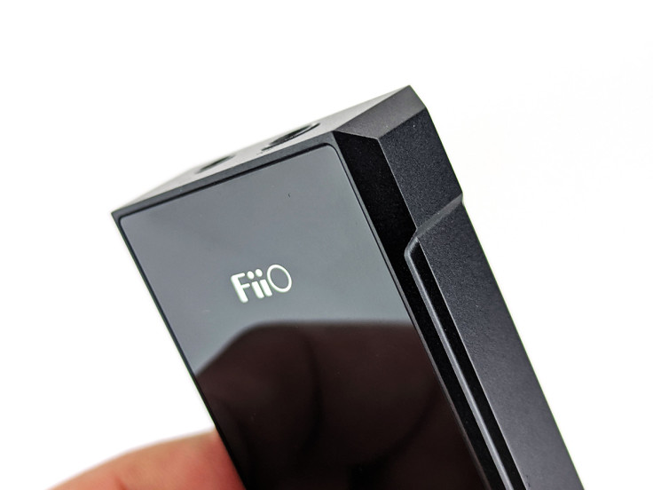 FiiO BTR7 Bluetooth DAC/Amp Hands-on Review