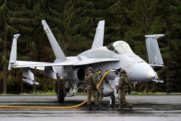 Finland conducts yearly air exercise, lands fighter jets on highway