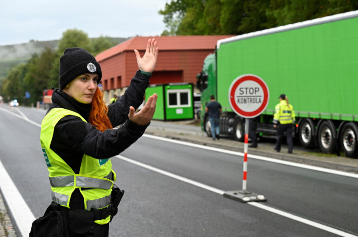 Czech Republic starts temporary checks on the border with Slovakia
