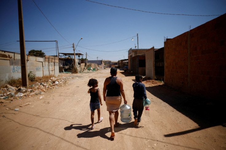 The Wider Image: As grocery bills soar, hungry Brazilians may seal Bolsonaro’s fate