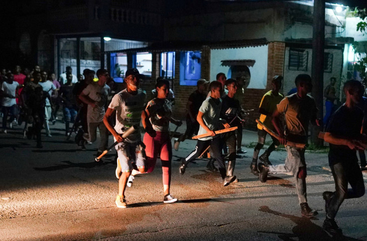Enraged Cubans protest after spending days without power in Havana