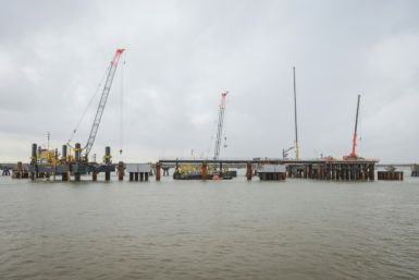 In the search for alternative energy sources, the German government has splashed billions on five projects like the one in Wilhelmshaven.