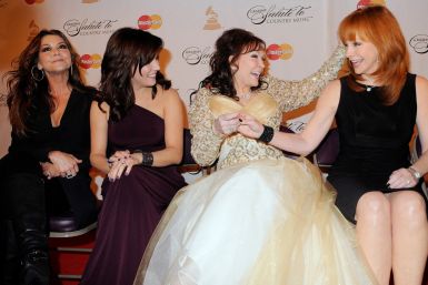 Country singers Wilson, McBride, Lynn and McEntire share a moment on the red carpet in Nashville
