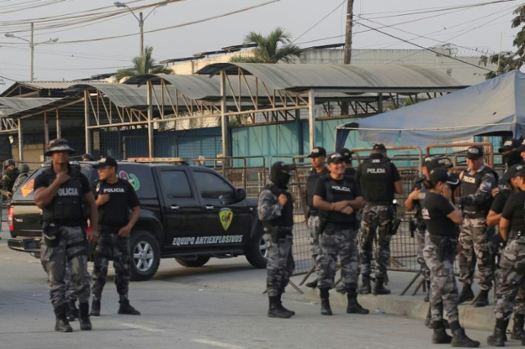 Gang violence at the Guayaquil prison claimed five inmates' lives