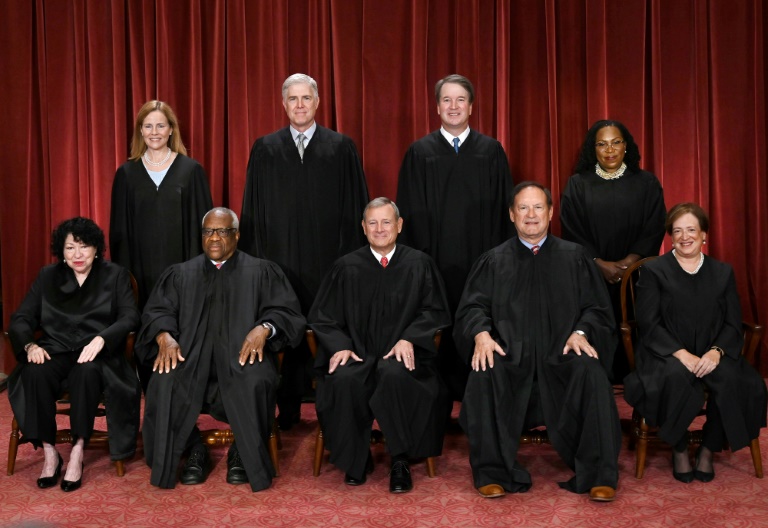 photo supreme court justices